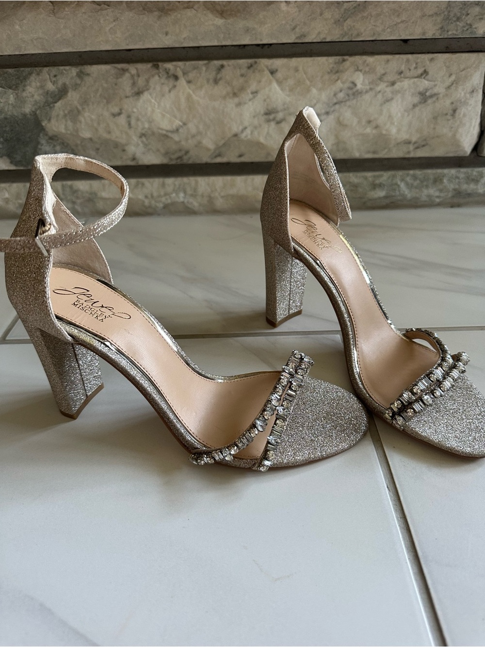 Jewel Badgley Mischka Silver Glitter Rhinestone Heels Size 10 Ankle Strap